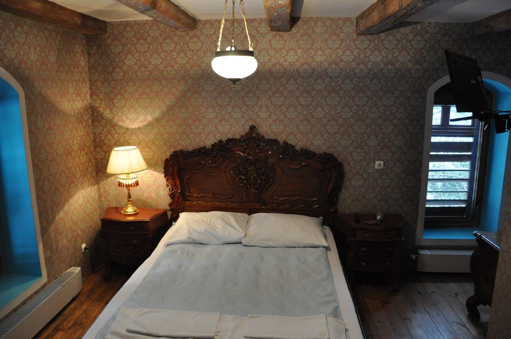 Ostoya Inn & Granary Ясенка Экстерьер фото