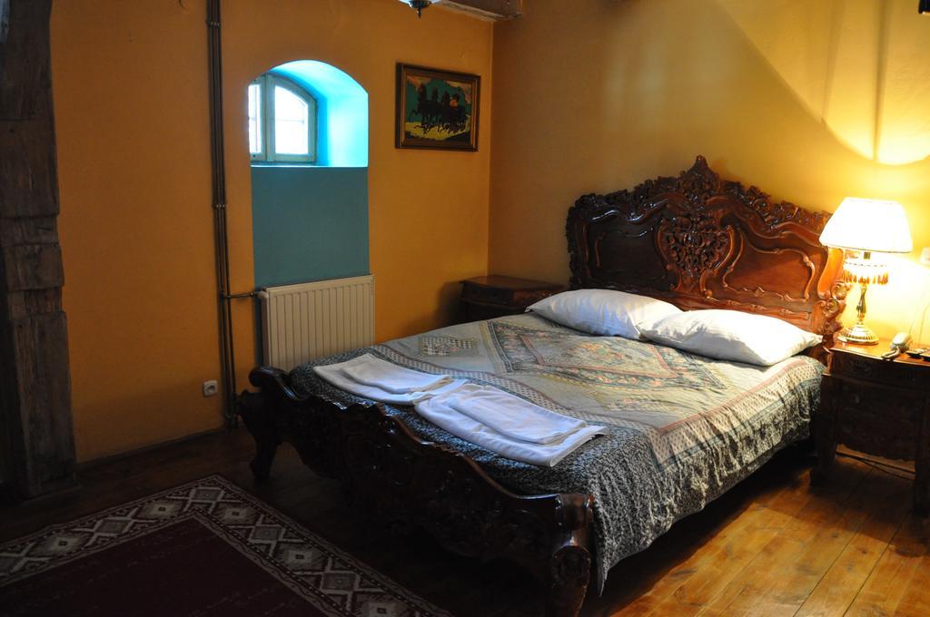 Ostoya Inn & Granary Ясенка Экстерьер фото