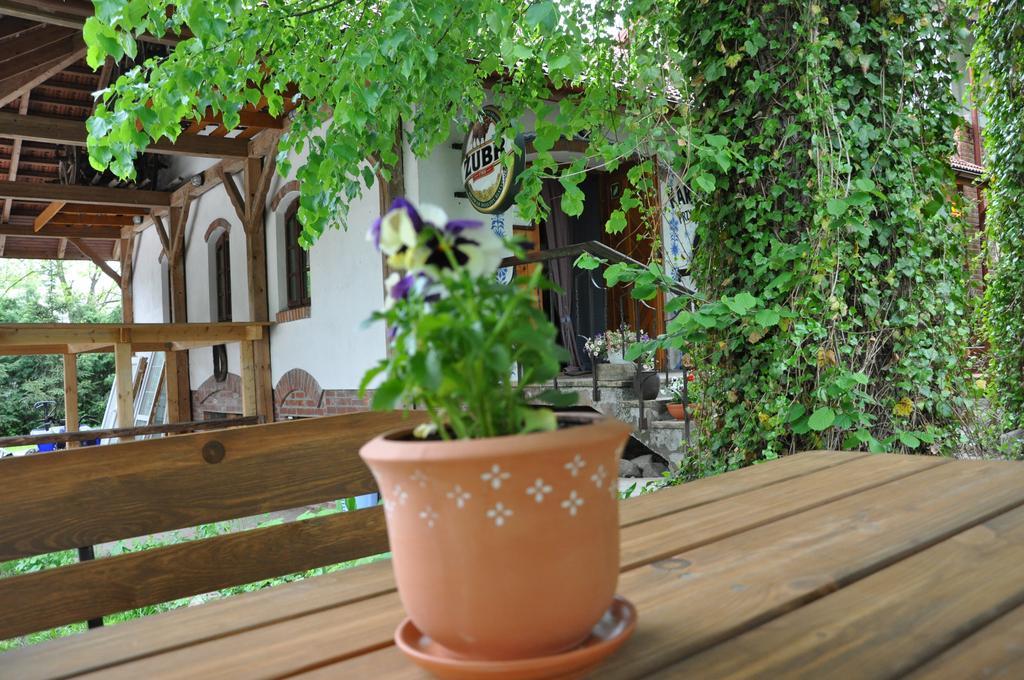 Ostoya Inn & Granary Ясенка Экстерьер фото